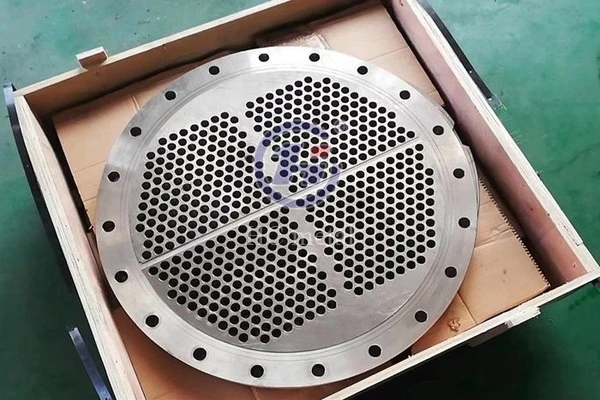 Precision Machined Titanium Tube Plate Precision Machined Titanium Tube Plate