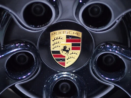 Porsche titanium lug nuts Porsche titanium lug nuts