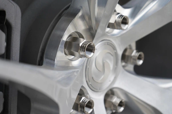 Titanium lug boilts application Titanium lug boilts application
