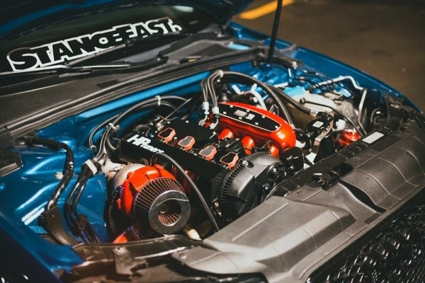 titanium-lug-bolts-performance-car.jpg titanium-lug-bolts-performance-car.jpg
