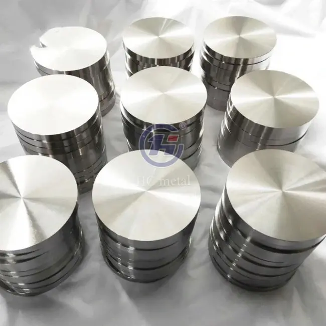 grade-5-titanium-lug-bolt-detail.jpg grade-5-titanium-lug-bolt-detail.jpg