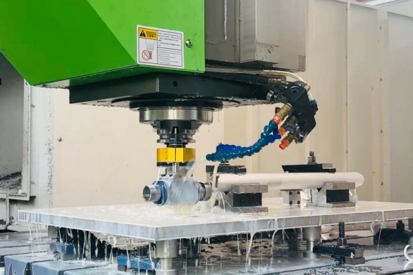 titanium-lug-bolts-cnc-machining
