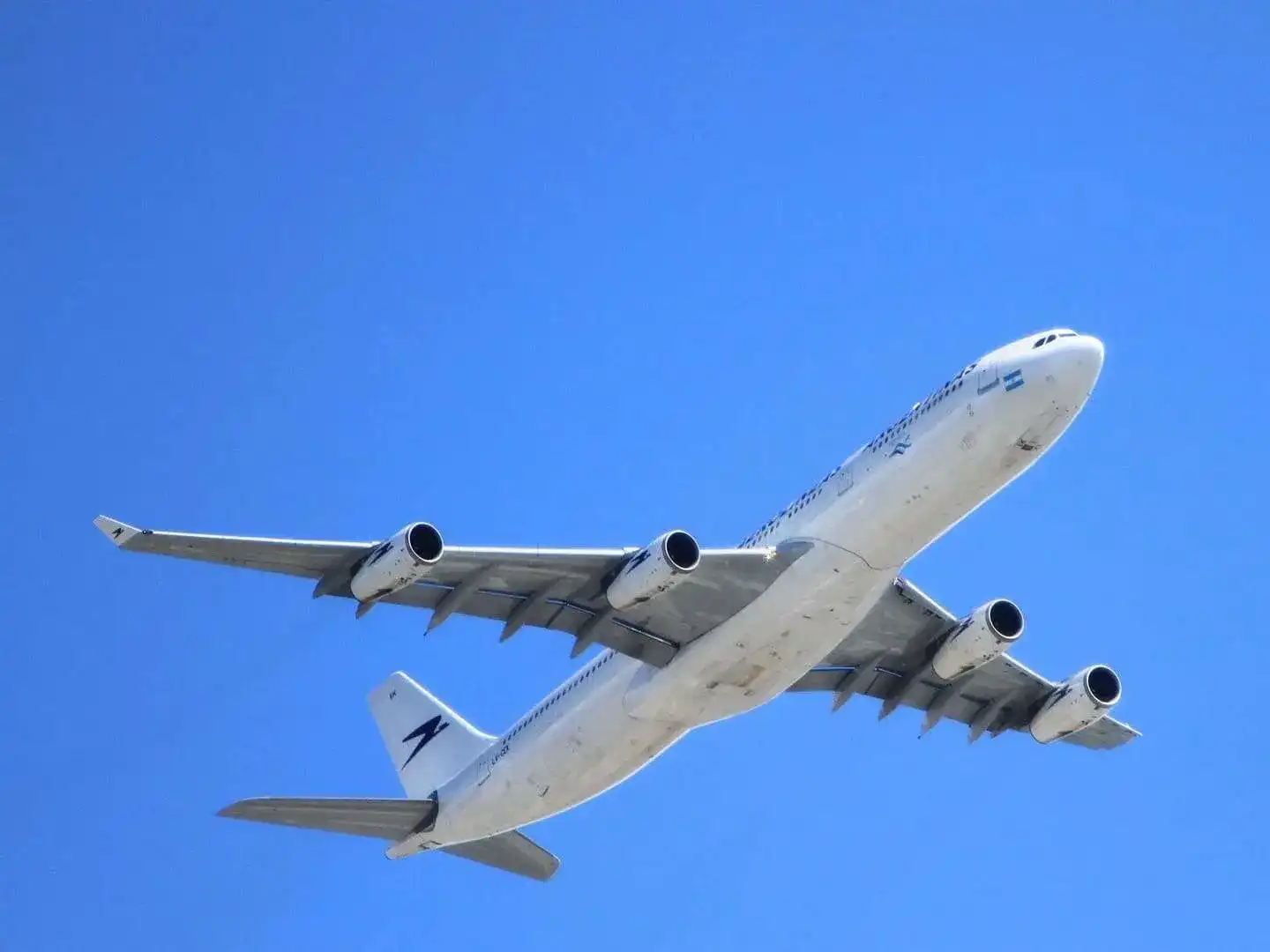 Discussion on the advantages of titanium billets in aviation components