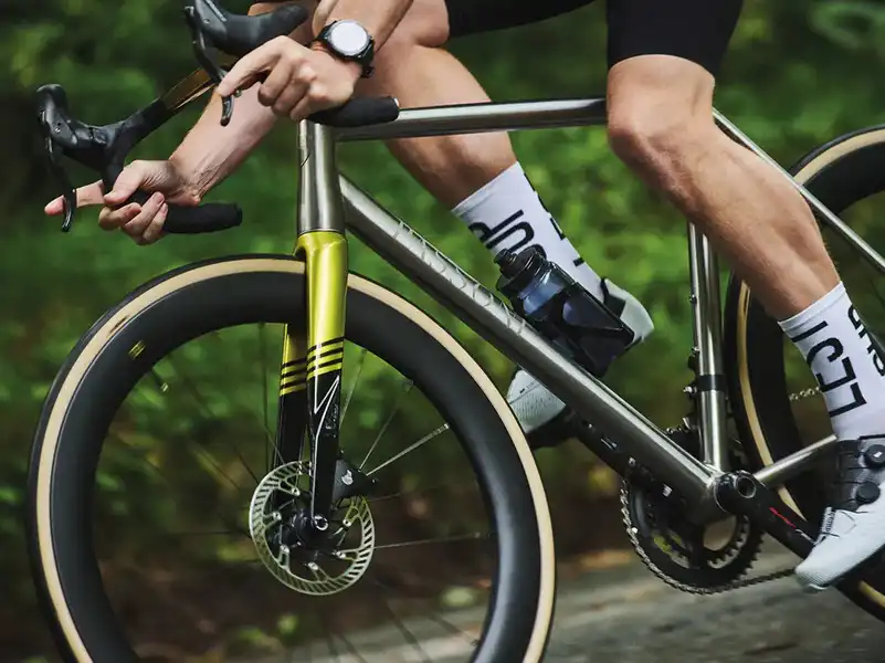 Why CNC Machining Delivers Superior Titanium Screws?