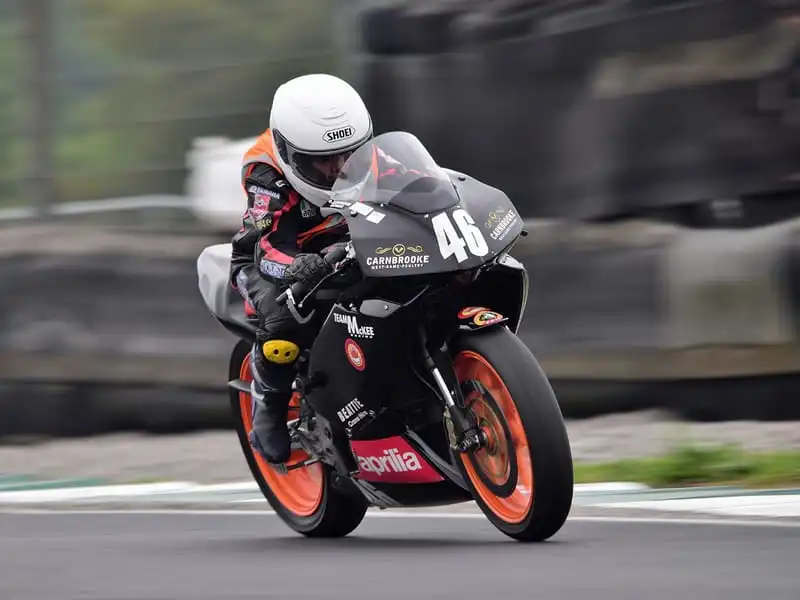 Why Welded Titanium Footpegs Outlast Cast Designs?